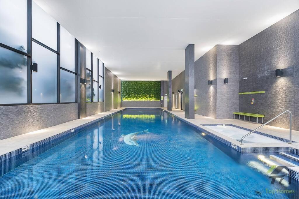 Sunshine 2 Bed In Olympic Park * Sydney